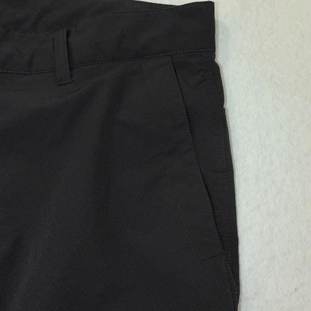 The North Face Men's 38 Shorts Flash Dry Black Zip Pocket Hiking Outdoor Utility